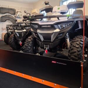 Elektrisk Fyrhjuling 4x4 med Snöplog | Powerland Tachyon | Vinterkampanj
